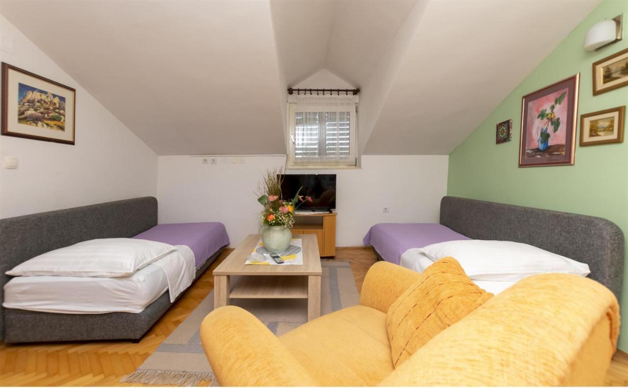 Apartment Ivanka Omiš Esterno foto